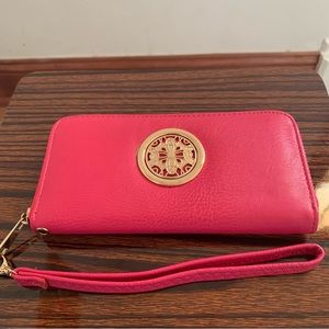 Zip Wallet Wristlet